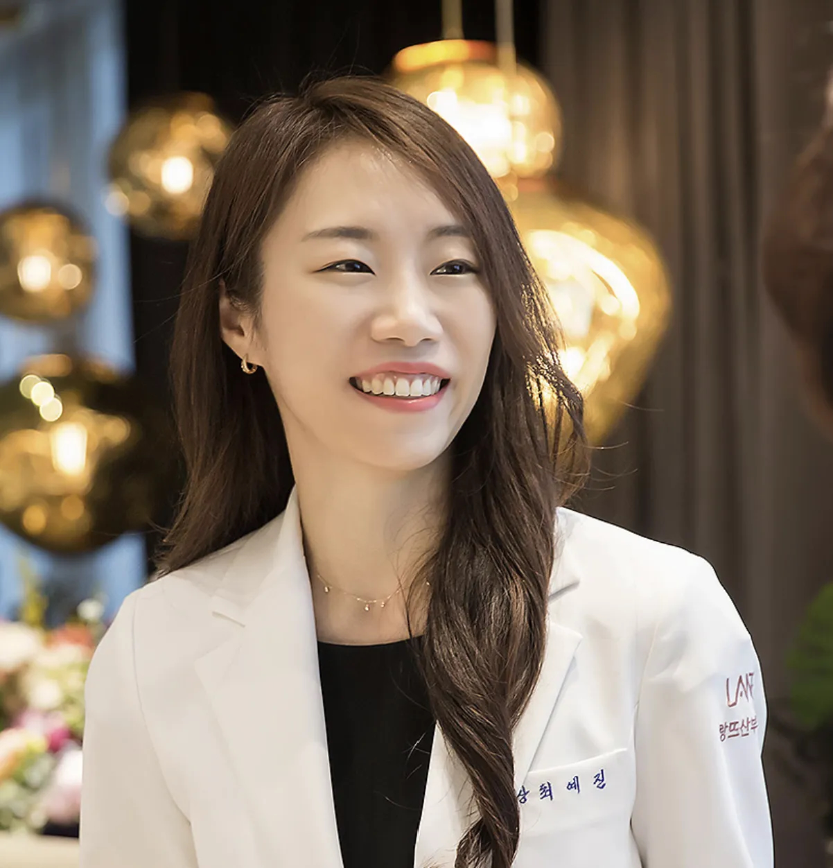 Dr. Yejin Choi headshot