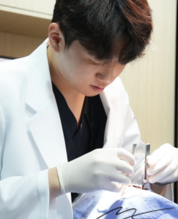 Dr. Pil Sang Yoon headshot